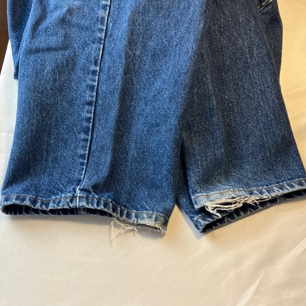 Eddie Bauer Authentic Denim Jeans in a Medium-to-Dark Blue Wash Size: 42x30